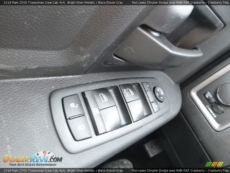 2018 Ram 2500 Tradesman Crew Cab 4x4 Bright Silver Metallic / Black/Diesel Gray Photo #20