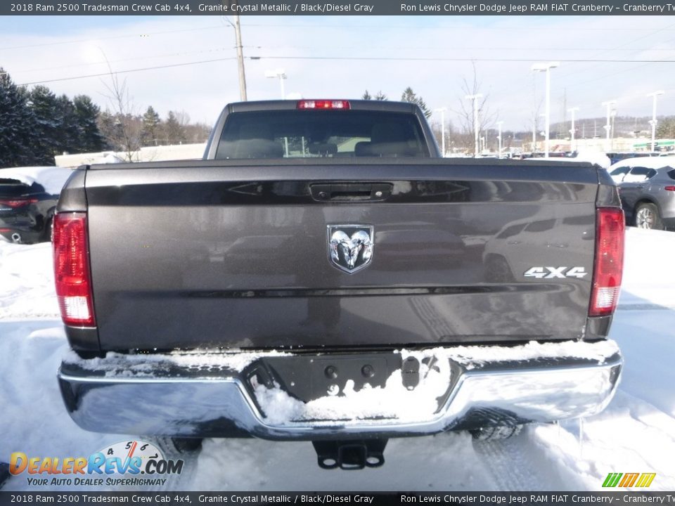 2018 Ram 2500 Tradesman Crew Cab 4x4 Granite Crystal Metallic / Black/Diesel Gray Photo #4