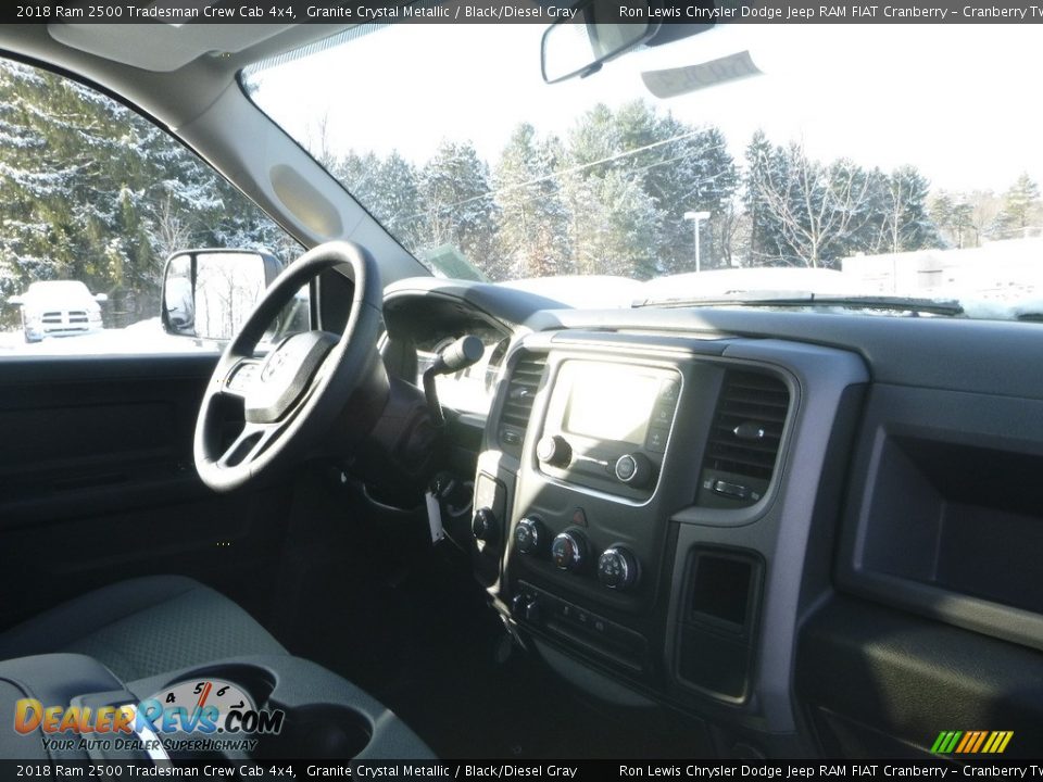2018 Ram 2500 Tradesman Crew Cab 4x4 Granite Crystal Metallic / Black/Diesel Gray Photo #11