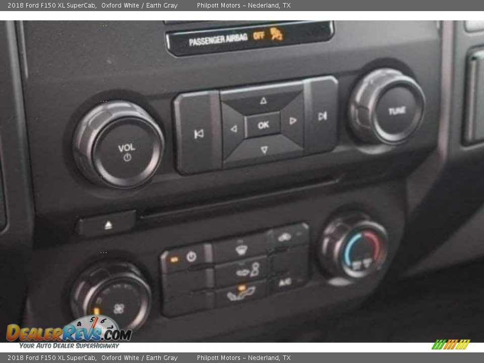 2018 Ford F150 XL SuperCab Oxford White / Earth Gray Photo #13