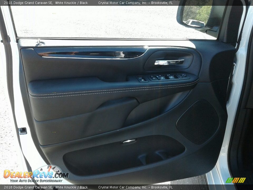 2018 Dodge Grand Caravan SE White Knuckle / Black Photo #17