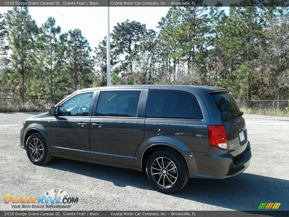 2018 Dodge Grand Caravan SE Granite Pearl / Black Photo #3