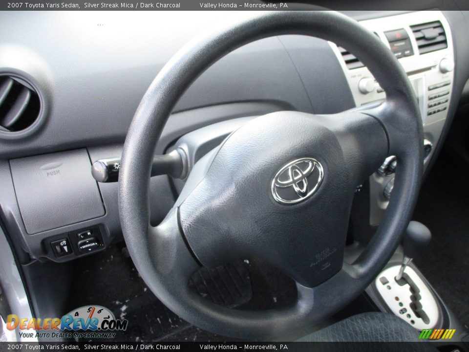 2007 Toyota Yaris Sedan Silver Streak Mica / Dark Charcoal Photo #13