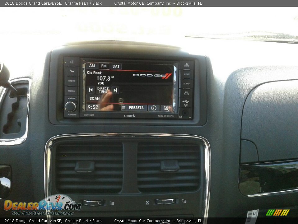 2018 Dodge Grand Caravan SE Granite Pearl / Black Photo #15