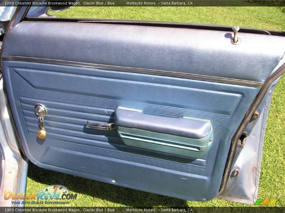 1969 Chevrolet Biscayne Brookwood Wagon Glacier Blue / Blue Photo #36