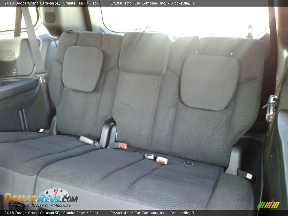 2018 Dodge Grand Caravan SE Granite Pearl / Black Photo #11