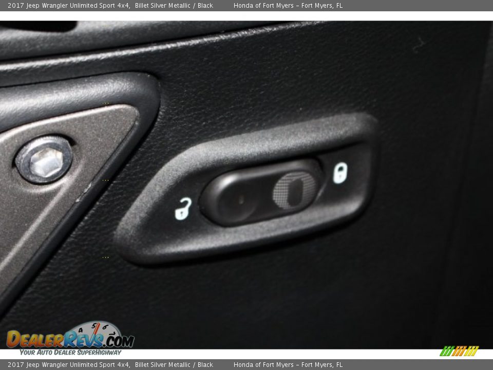 2017 Jeep Wrangler Unlimited Sport 4x4 Billet Silver Metallic / Black Photo #13