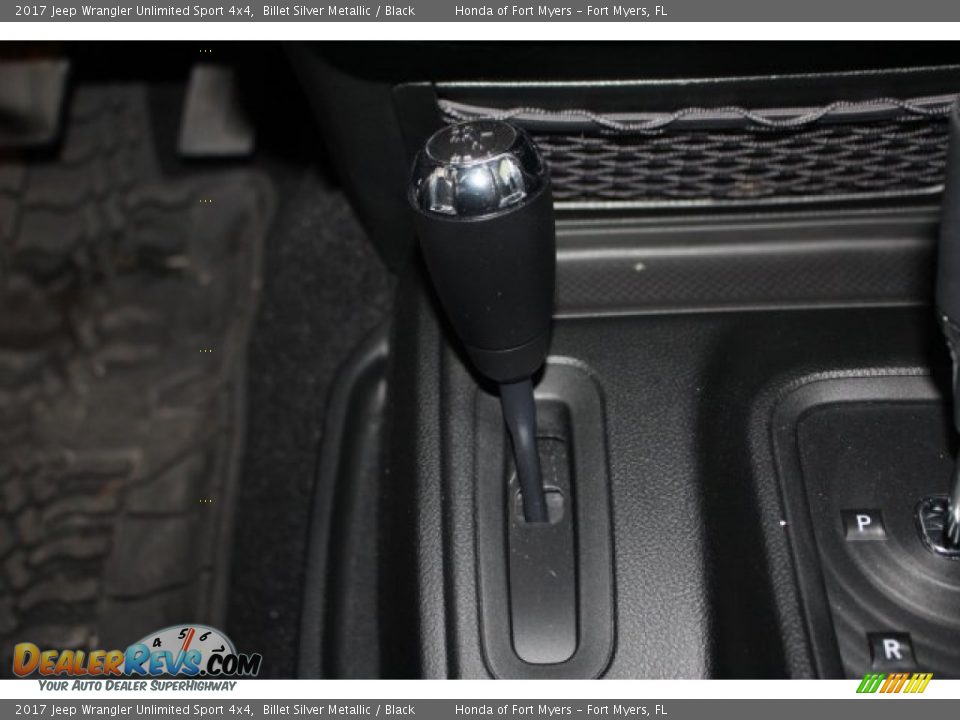 2017 Jeep Wrangler Unlimited Sport 4x4 Billet Silver Metallic / Black Photo #25