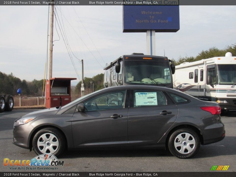 2018 Ford Focus S Sedan Magnetic / Charcoal Black Photo #2