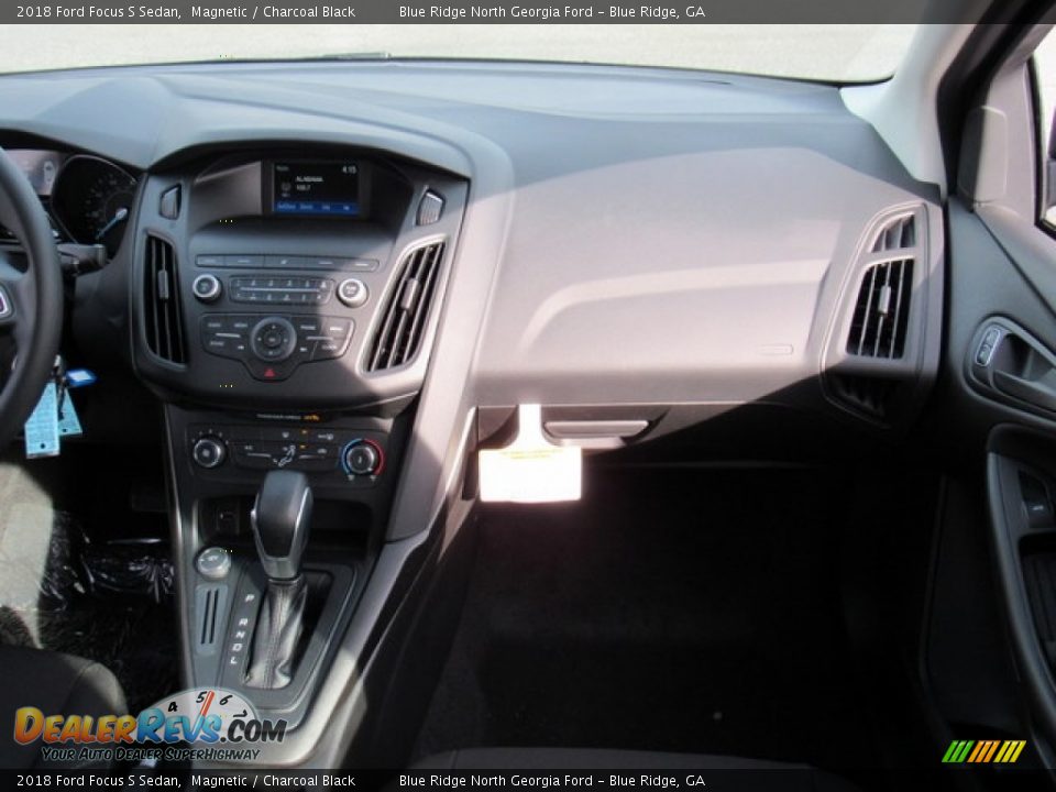 2018 Ford Focus S Sedan Magnetic / Charcoal Black Photo #16