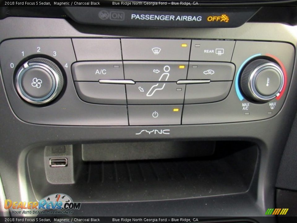 2018 Ford Focus S Sedan Magnetic / Charcoal Black Photo #21