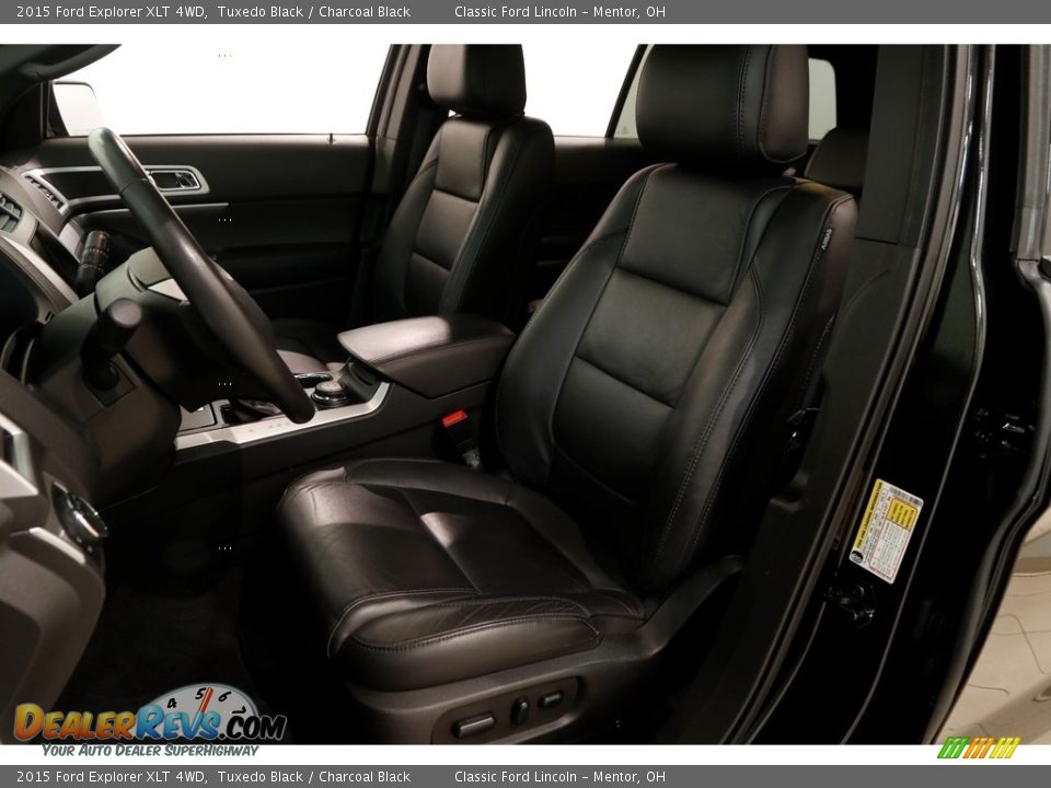 2015 Ford Explorer XLT 4WD Tuxedo Black / Charcoal Black Photo #5