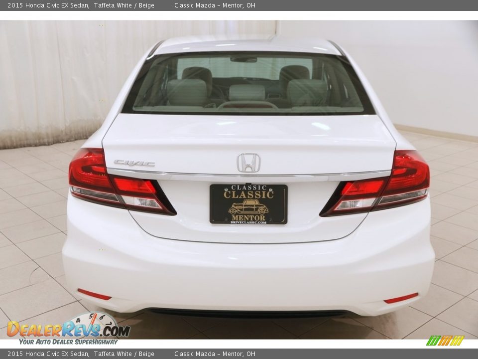 2015 Honda Civic EX Sedan Taffeta White / Beige Photo #18