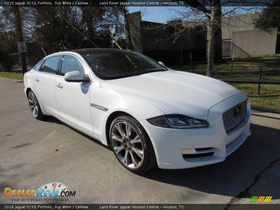 2018 Jaguar XJ XJL Portfolio Fuji White / Cashew Photo #2