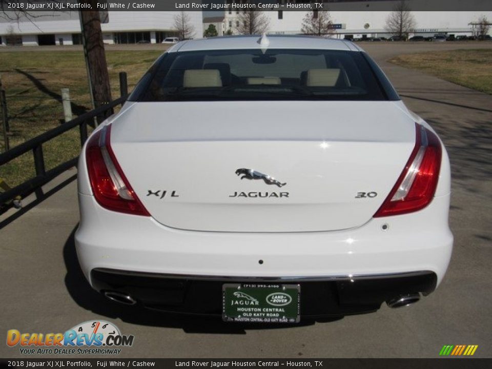 2018 Jaguar XJ XJL Portfolio Fuji White / Cashew Photo #8