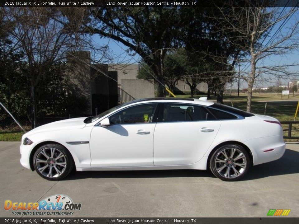 2018 Jaguar XJ XJL Portfolio Fuji White / Cashew Photo #11