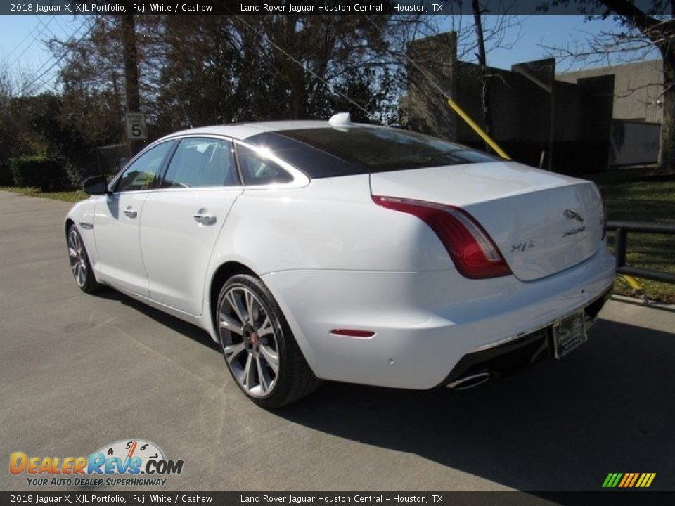 2018 Jaguar XJ XJL Portfolio Fuji White / Cashew Photo #12