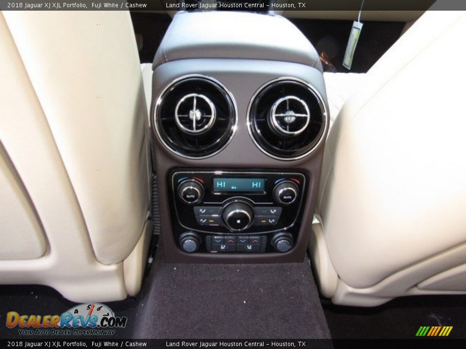 2018 Jaguar XJ XJL Portfolio Fuji White / Cashew Photo #15