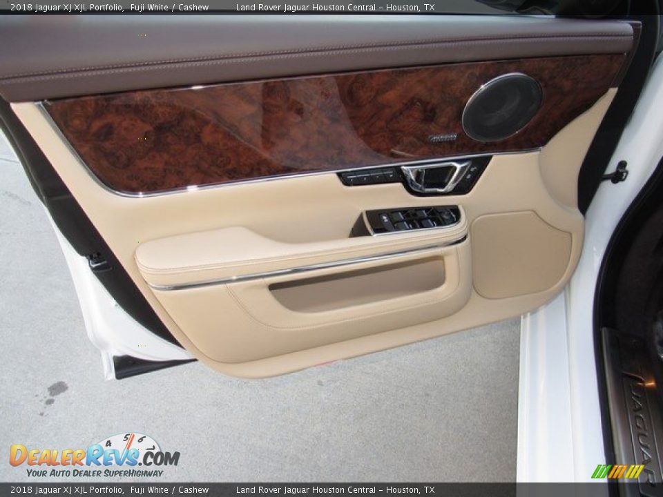 2018 Jaguar XJ XJL Portfolio Fuji White / Cashew Photo #18
