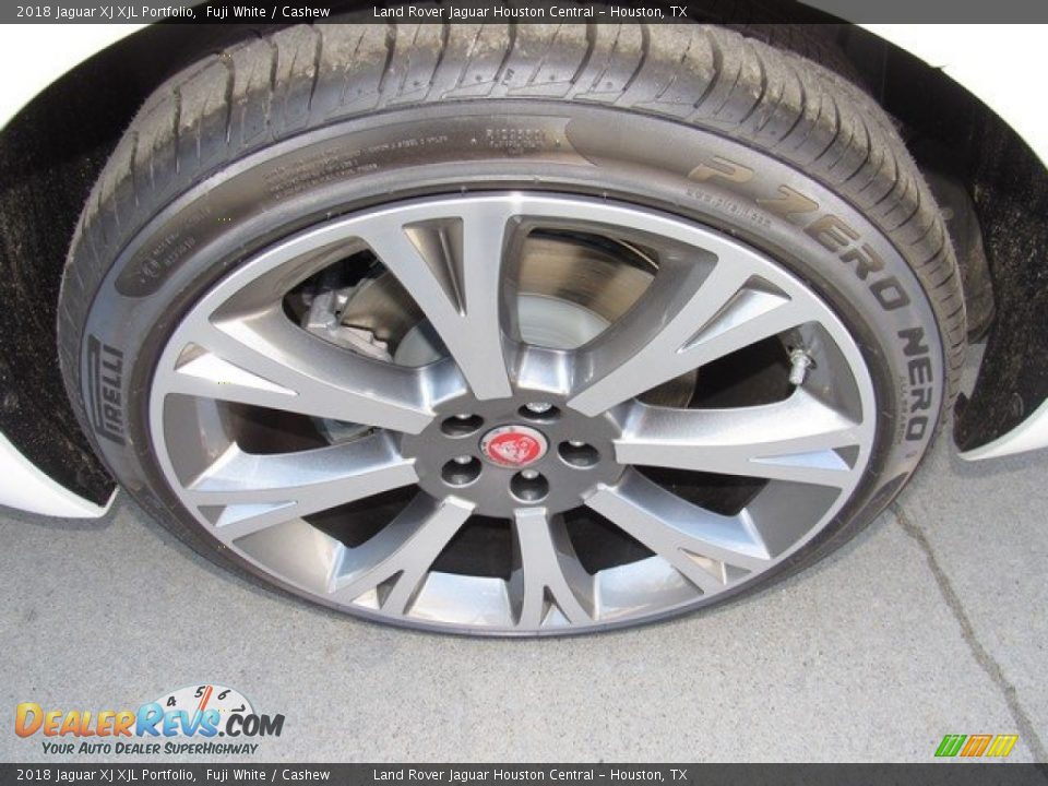 2018 Jaguar XJ XJL Portfolio Fuji White / Cashew Photo #24