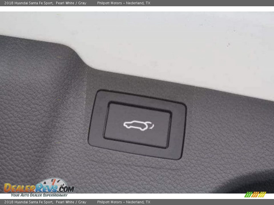 2018 Hyundai Santa Fe Sport Pearl White / Gray Photo #28