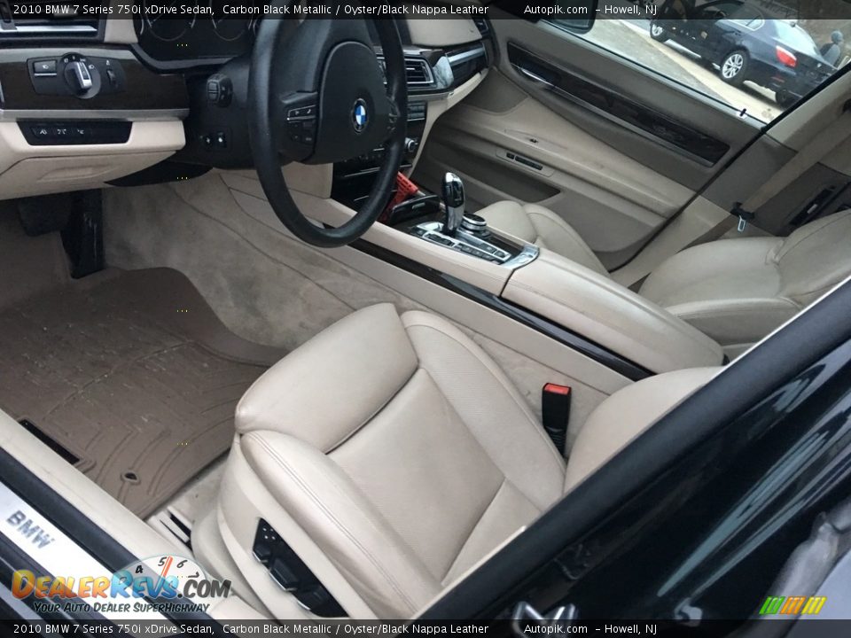 2010 BMW 7 Series 750i xDrive Sedan Carbon Black Metallic / Oyster/Black Nappa Leather Photo #9