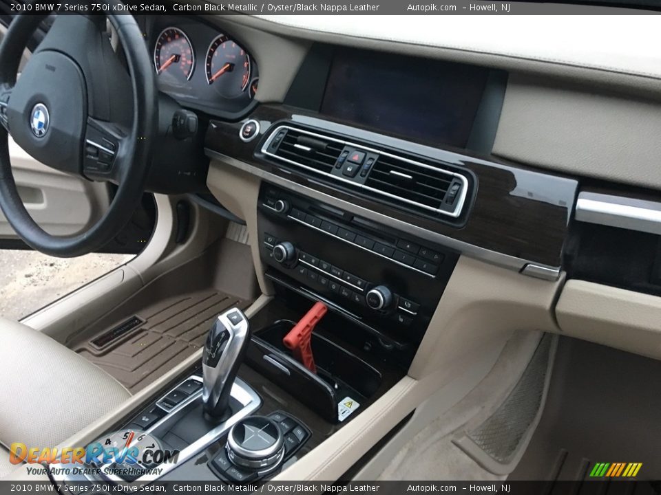 2010 BMW 7 Series 750i xDrive Sedan Carbon Black Metallic / Oyster/Black Nappa Leather Photo #13