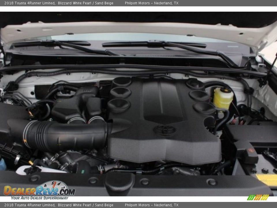 2018 Toyota 4Runner Limited Blizzard White Pearl / Sand Beige Photo #32