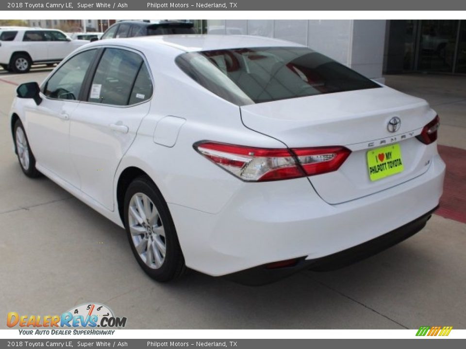 2018 Toyota Camry LE Super White / Ash Photo #7
