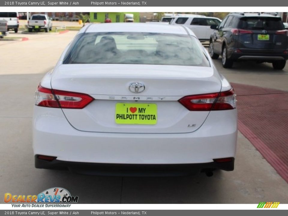 2018 Toyota Camry LE Super White / Ash Photo #8