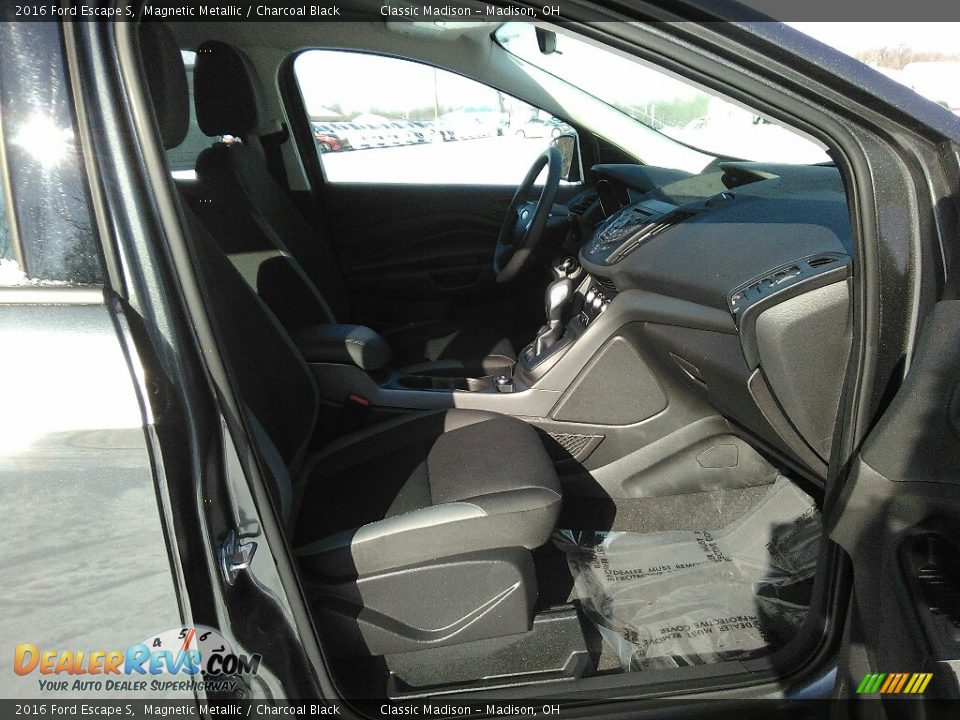 2016 Ford Escape S Magnetic Metallic / Charcoal Black Photo #8
