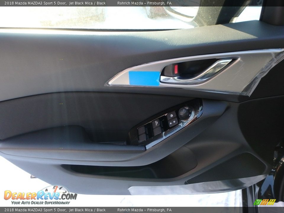 2018 Mazda MAZDA3 Sport 5 Door Jet Black Mica / Black Photo #10