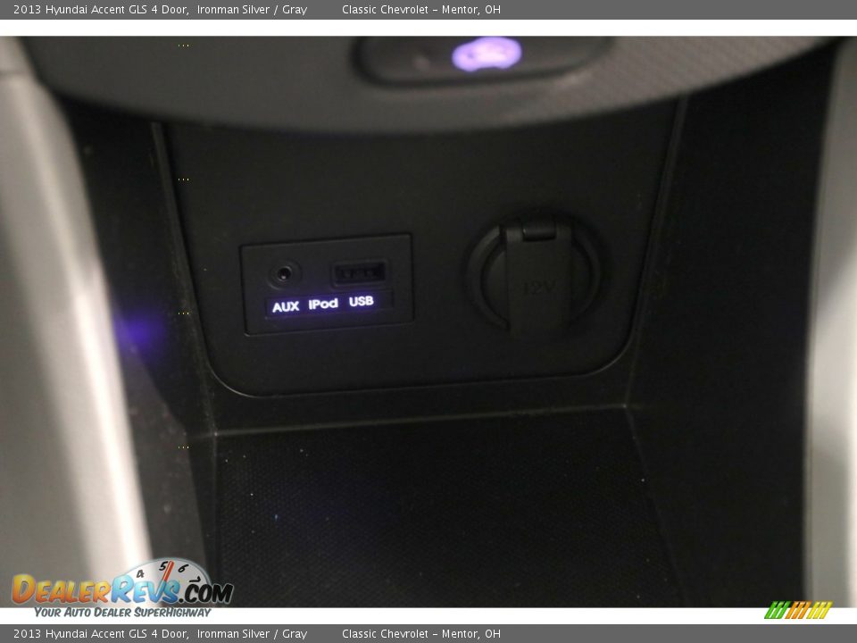 2013 Hyundai Accent GLS 4 Door Ironman Silver / Gray Photo #10