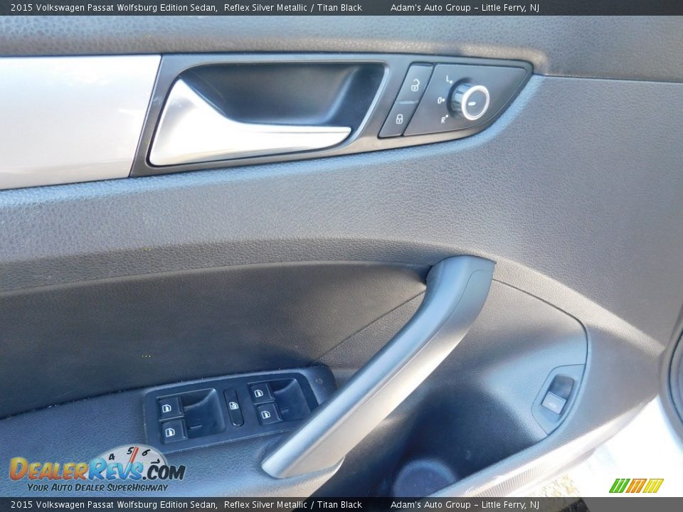2015 Volkswagen Passat Wolfsburg Edition Sedan Reflex Silver Metallic / Titan Black Photo #10