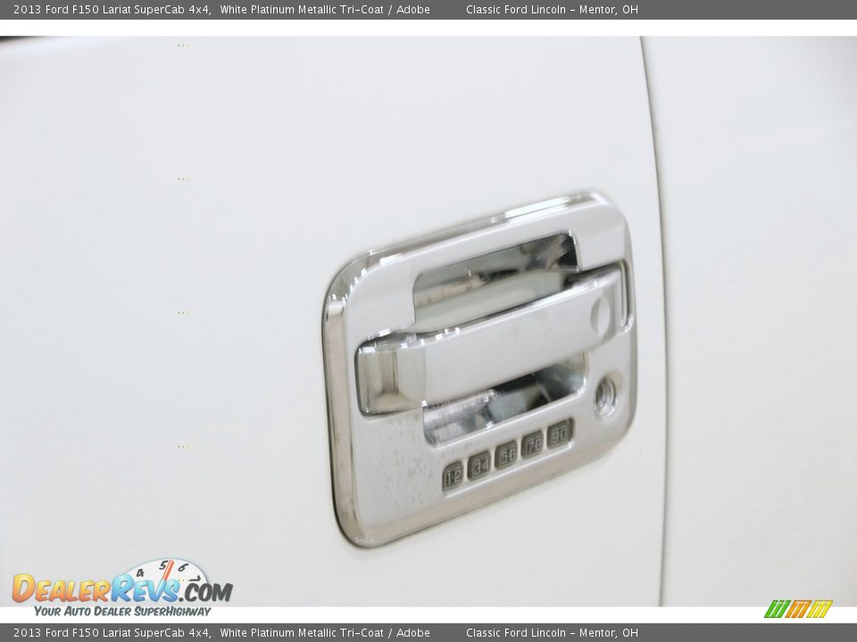 2013 Ford F150 Lariat SuperCab 4x4 White Platinum Metallic Tri-Coat / Adobe Photo #6