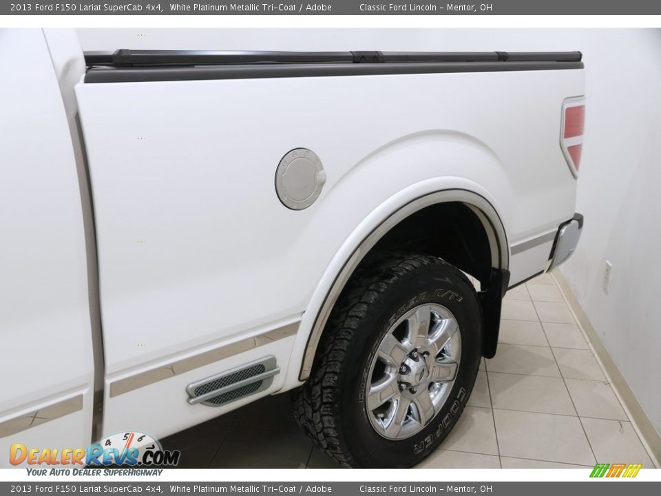 2013 Ford F150 Lariat SuperCab 4x4 White Platinum Metallic Tri-Coat / Adobe Photo #7