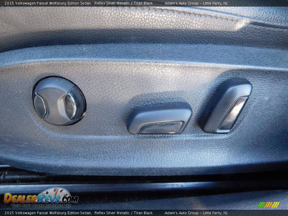 2015 Volkswagen Passat Wolfsburg Edition Sedan Reflex Silver Metallic / Titan Black Photo #13