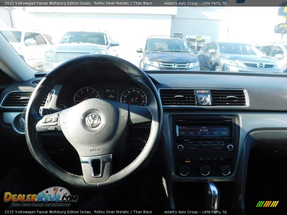 2015 Volkswagen Passat Wolfsburg Edition Sedan Reflex Silver Metallic / Titan Black Photo #23