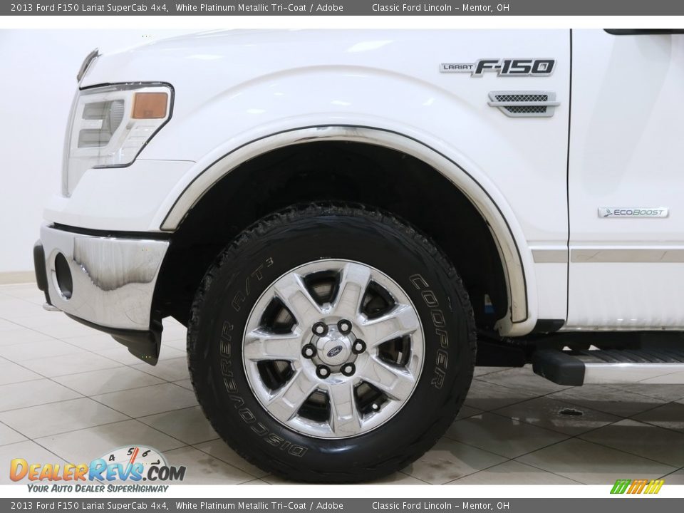 2013 Ford F150 Lariat SuperCab 4x4 White Platinum Metallic Tri-Coat / Adobe Photo #33