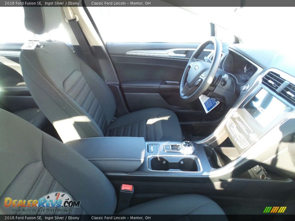 2018 Ford Fusion SE Ingot Silver / Ebony Photo #4