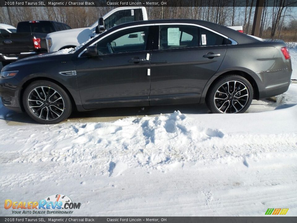 2018 Ford Taurus SEL Magnetic / Charcoal Black Photo #3
