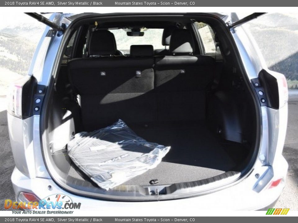 2018 Toyota RAV4 SE AWD Silver Sky Metallic / Black Photo #8