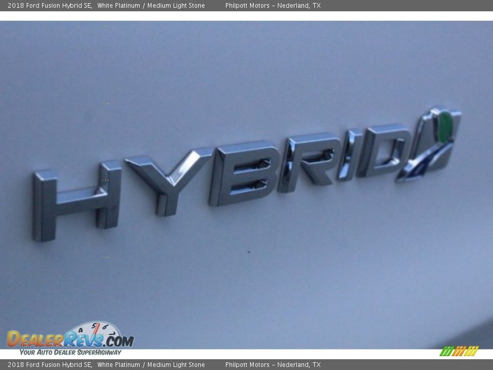 2018 Ford Fusion Hybrid SE White Platinum / Medium Light Stone Photo #35