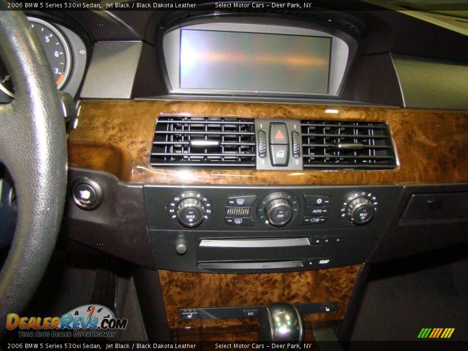 2006 BMW 5 Series 530xi Sedan Jet Black / Black Dakota Leather Photo #10