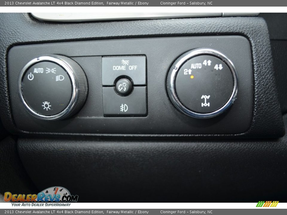 2013 Chevrolet Avalanche LT 4x4 Black Diamond Edition Fairway Metallic / Ebony Photo #20