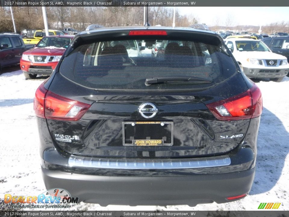 2017 Nissan Rogue Sport SL AWD Magnetic Black / Charcoal Photo #5