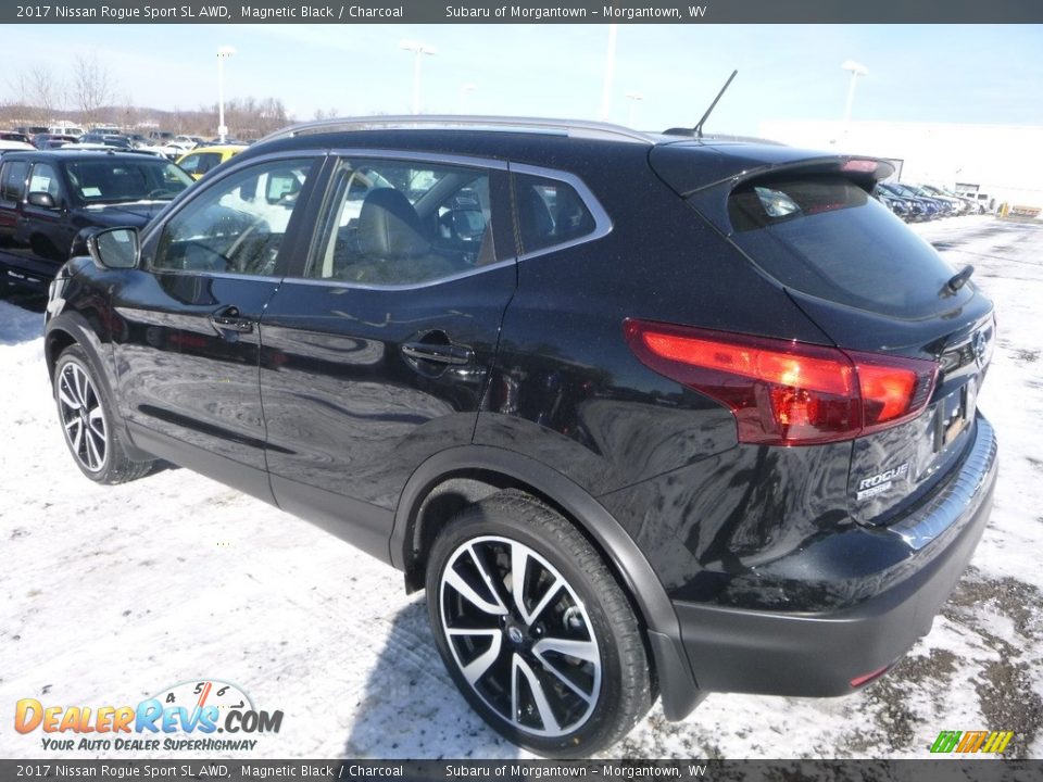 2017 Nissan Rogue Sport SL AWD Magnetic Black / Charcoal Photo #6