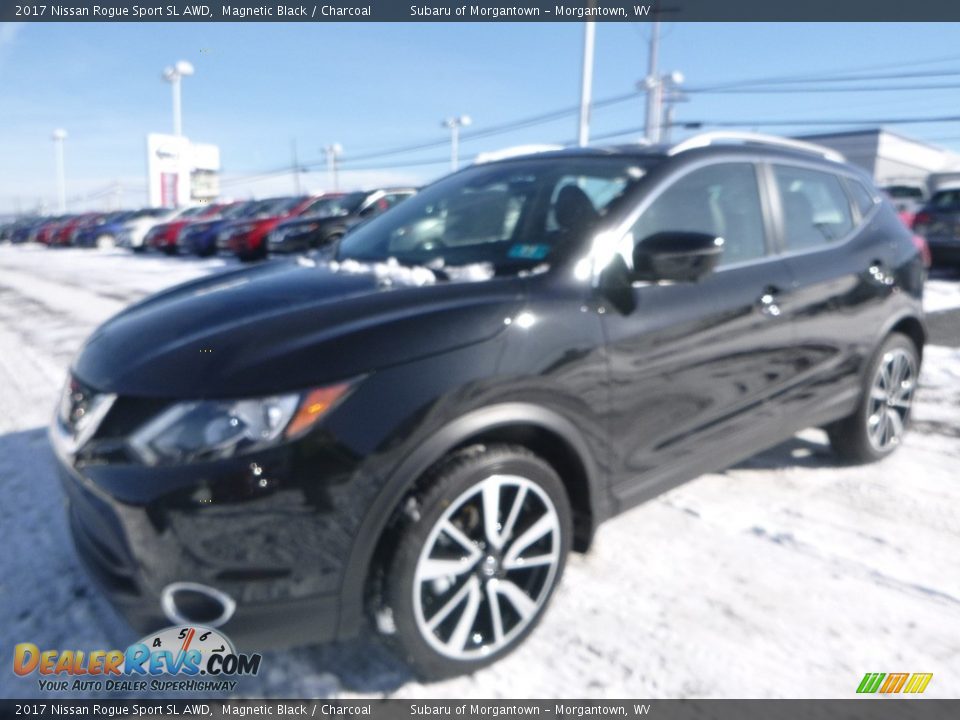 2017 Nissan Rogue Sport SL AWD Magnetic Black / Charcoal Photo #8