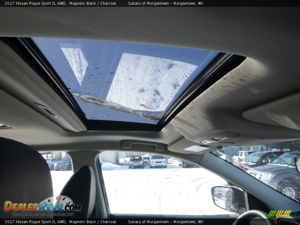 2017 Nissan Rogue Sport SL AWD Magnetic Black / Charcoal Photo #13