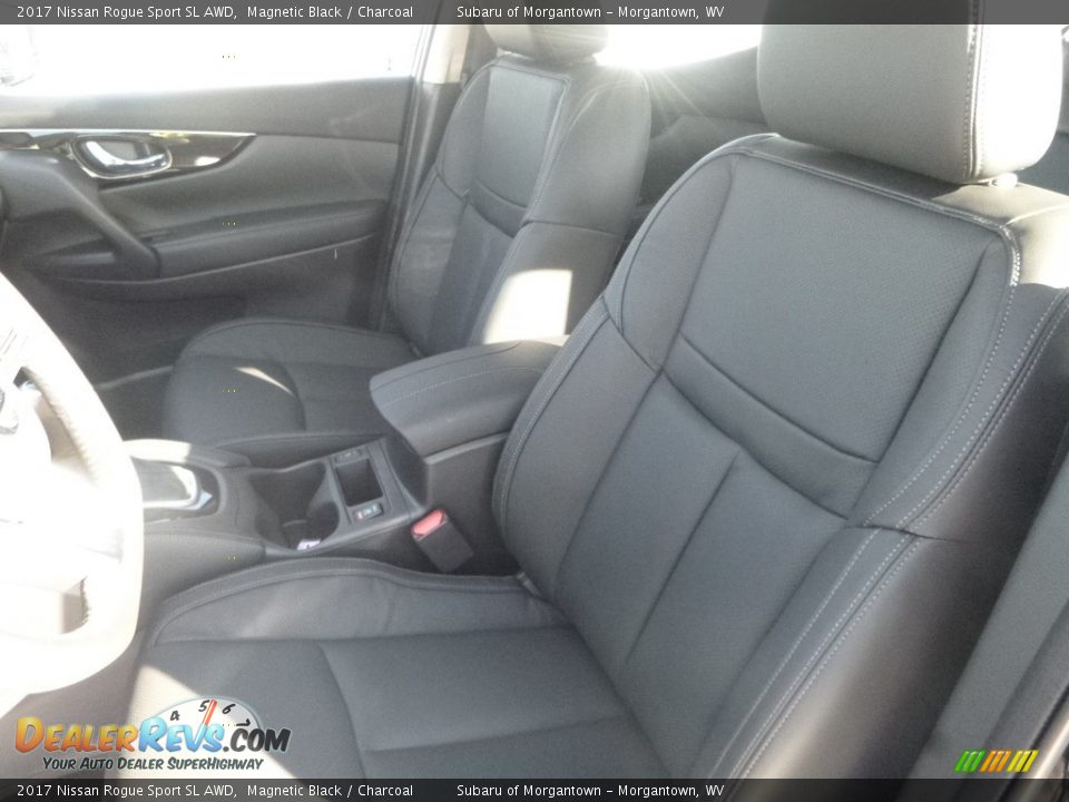 2017 Nissan Rogue Sport SL AWD Magnetic Black / Charcoal Photo #16